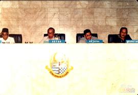 Sidang Pleno DPRD Provinsi Daerah Tingkat I Jawa Barat dipimpin Ketua Dewan, H.E. Suratman yang d...