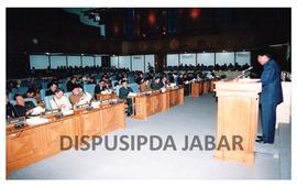 Gubernur Jawa Barat Drs. H. Danny Setiawan, M.Si Pada Penyampaian Anggaran Raperda Jabar Tahun 20...