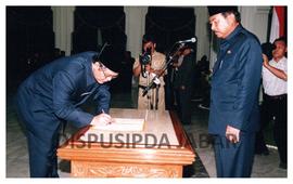Gubernur Jawa Barat Dr. Drs. H. Danny Setiawan, M.Si Melantik Kepala Badan Pertahanan Nasional Pr...