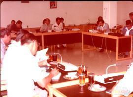 Rapat Panitia Musyawarah DPRD Provinsi Daerah Tingkat I Jawa Barat dipimpin oleh Ketua Dewan, Bap...