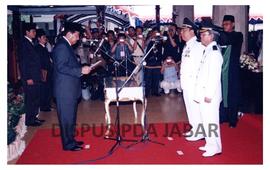 Gubernur Jawa Barat Dr. Drs. H. Danny Setiawan, M.Si Pada Pelantikan Bupati Indramayu Periode 200...