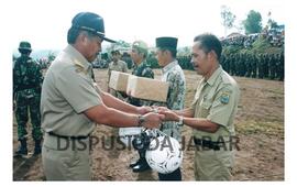 Gubernur Menutup Tentara Manunggal Membangun Desa IMMD Di Kecamatan Cikadu Kab Cianjur