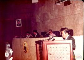 Sidang Pleno Khusus DPRD Propinsi Dati I Jawa Barat dipimpin Ketua Dewan, H.E. Suratman dihadiri ...
