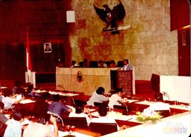 Sidang Pleno DPRD Provinsi Dati I Jawa Barat Tentang Pemandangan Umum Terhadap RAPERDA Pola Dasar...