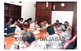 Gubernur Jawa Barat Danny Setiawan Rapat Program pendanaan indek pembangunan manusia (IPM)