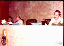 Sidang Pleno DPRD Provinsi Daerah Tingkat I Jawa Barat dipimpin oleh Ketua Dewan, Bapak H. E. Sur...