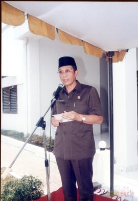 Ketua DPRD Jawa Barat H. Agus Muhyidin Memberikan Sambutan pada Acara Peresmian Masjid Al Musyawi...