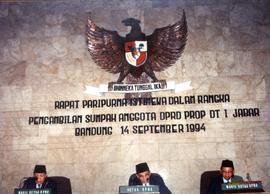 Rapat Paripurna Istimewa dalam rangka Pengambilan Sumpah Anggota DPRD Provinsi Daerah Tingkat I J...