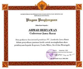 Piagam Penghargaan Atas Prakarsa dan Inisiatif Pendirian PT. Jamkrida Jawa Barat