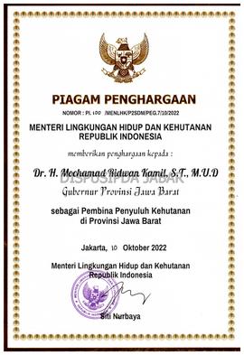 Piagam Pengharagaan Pembina Penyuluh Kehutanan di Provinsi jawa Barat - Menteri Lingkungan   Hidu...