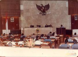 Sidang Pleno DPRD Provinsi Daerah Tingkat I Jawa Barat mengenai Penyampaian 11 (sebelas) buah Rap...