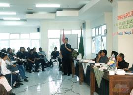 Suasana Diskusi Politik dan Ekonomio HMJ Jinayah Siyasah Fakultas Syariah IAIN Sunan Gunung Djati...