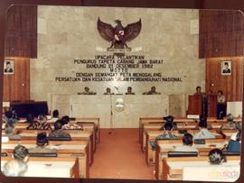Upacara Pelantikan Pengurus Yayasan Pembela Tanah Air (PETA) Cabang Jawa Barat di Ruang Sidang DP...